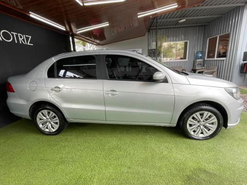 Volkswagen Voyage 2020 foto 2