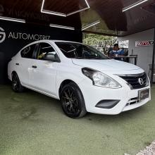 Nissan Versa 2017 foto 3